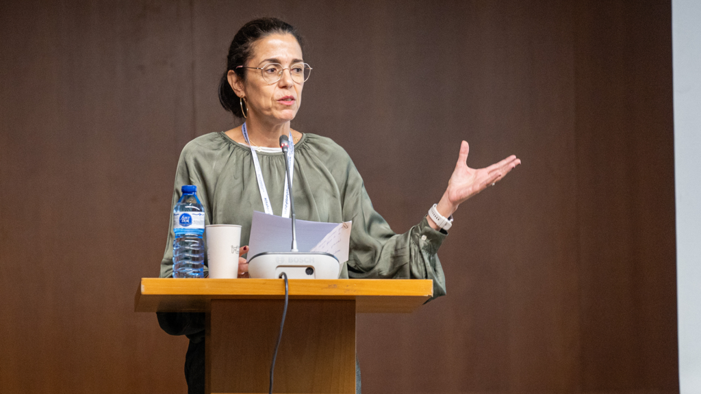 La vicepresidenta de FEPA, Ester Muñoz, durante el cierre de las jornadas.